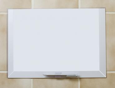 Preview: Plakattasche klebend vorne offen DIN A3 mit Stifthalter